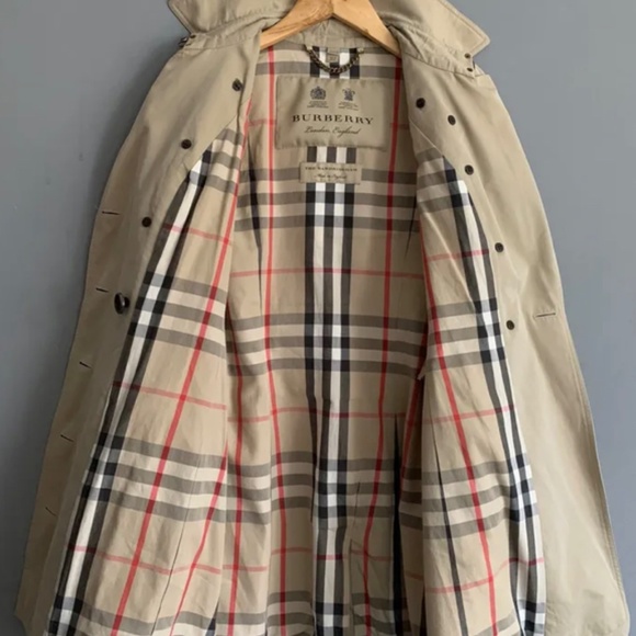 Authentic Burberry trench coat the Sandringham US 8 - Picture 3 of 12